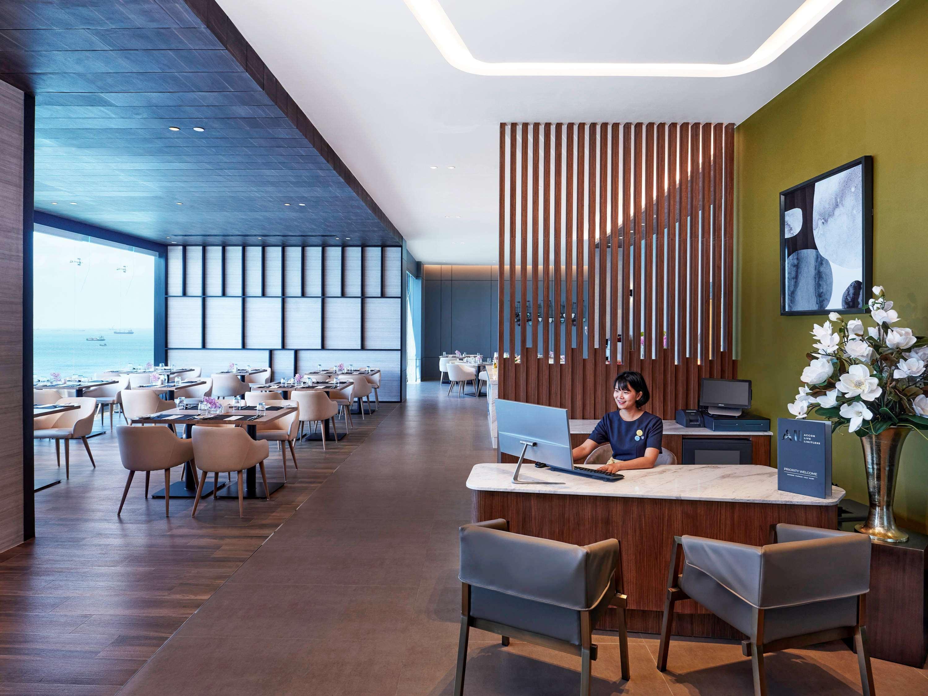 Novotel Marina Sriracha 시 라차 외부 사진
